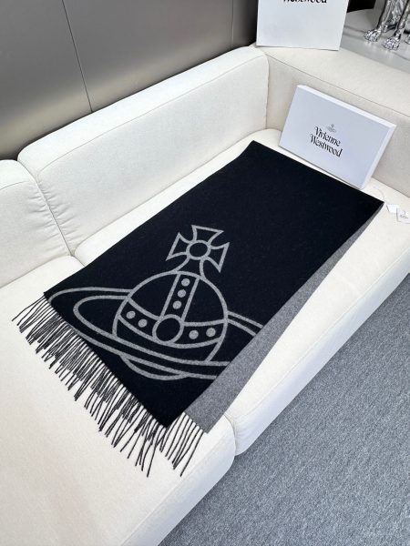 Vivienne Westwood Saturn logo jacquard scarf. 95% wool, 5% cashmere. 200x50 cm, double-sided, soft, non-itchy. Highly sought-after style!