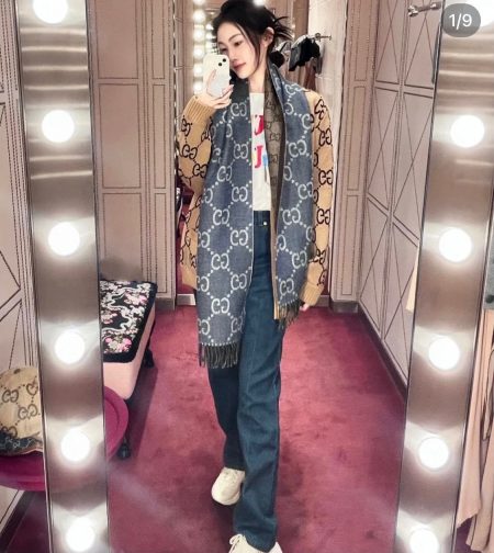 Gucci autumn-winter Jacquard scarf, double-sided GG pattern, wool material, elegant and stylish. Size: 34*195cm.