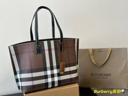 Checkered solid color tote bag. Size 34*28cm. Large capacity, versatile for all seasons.