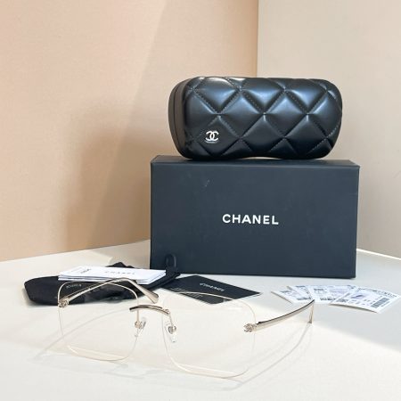 Top quality Chanel sunglasses model CH4287T size 60-17-140.