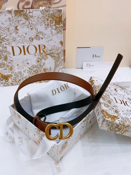 Dior Saddle Belt, 2.0cm, grained and smooth calfskin, soft and elegant.
