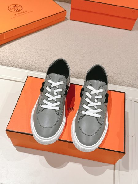 Men's Hermes top version deep series couple sneakers. Retro style design. Upper: cowhide. Lining: lambskin. Sole: TPU. Sizes 35-45.