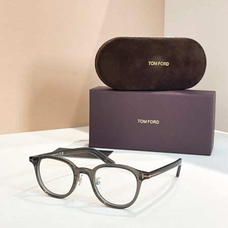 Top quality Tom Ford eyeglass frames, model TF5857-D-B, size 48-22-145, high version.