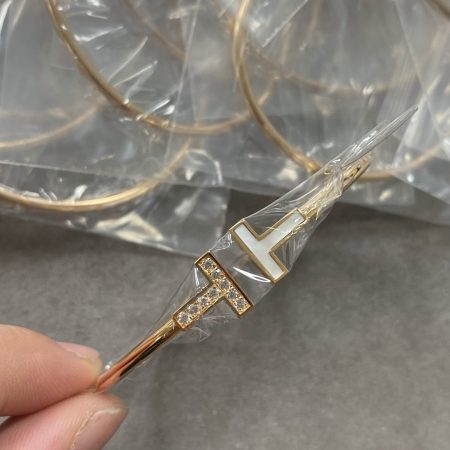 Accessory Real Shot Sharing